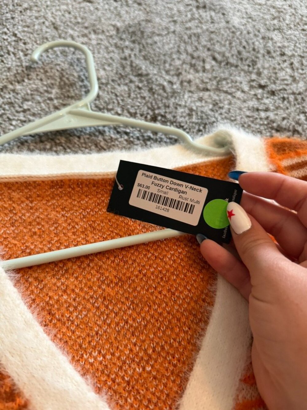NWT Sweater - Picture 3 of 3
